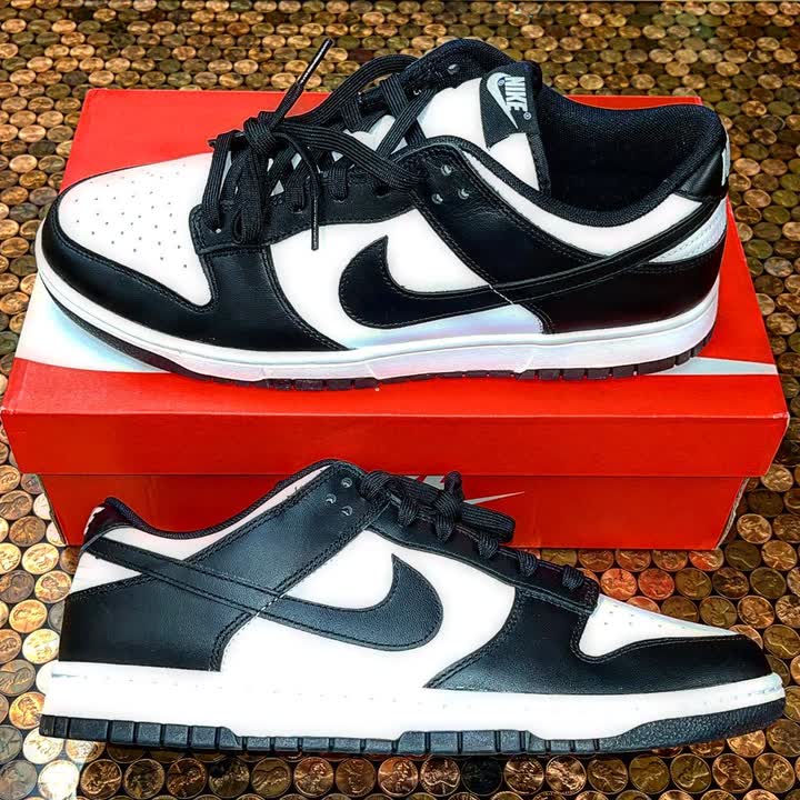 Nike Dunk Low Panda, photo 1 of 3