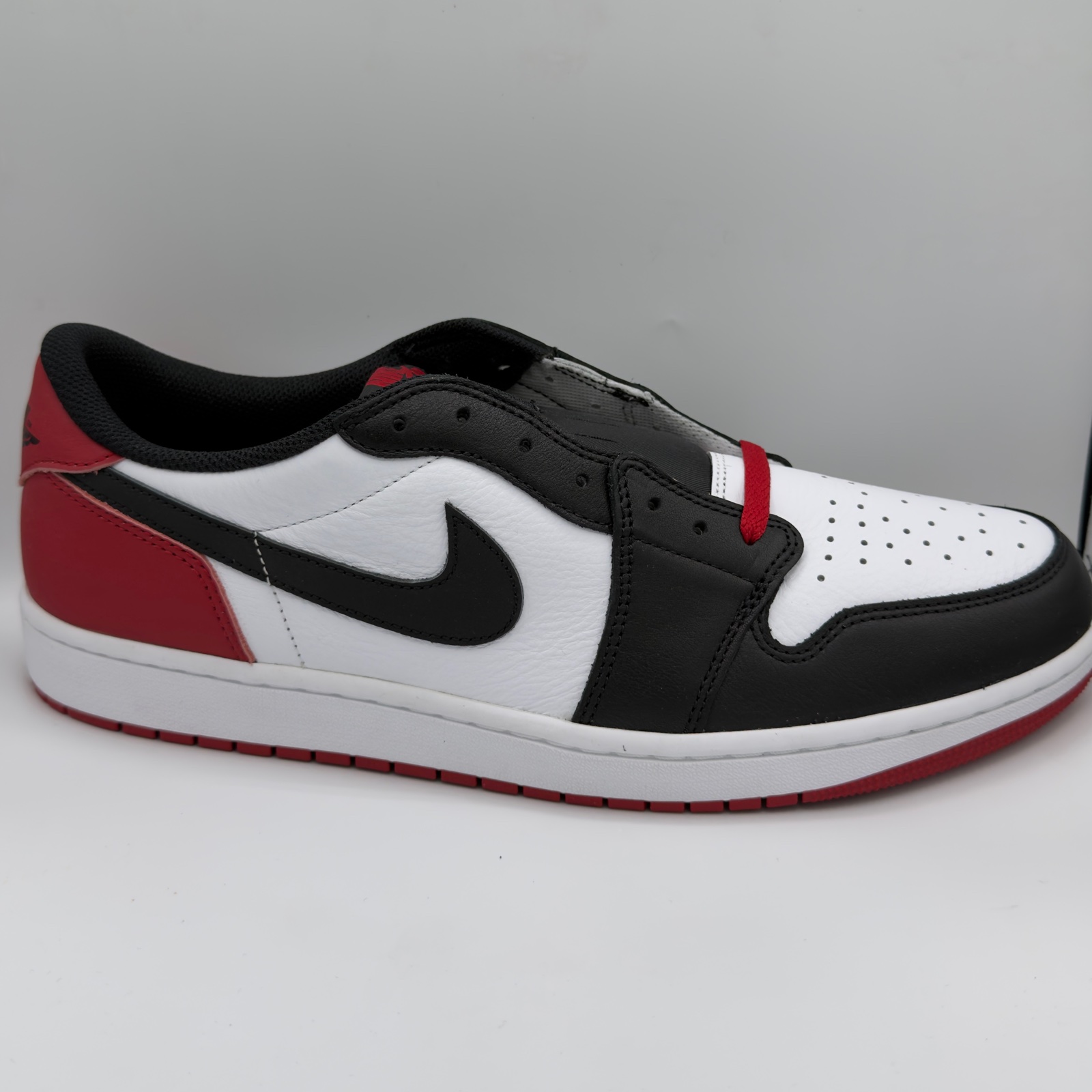 Jordan 1 Low Black Toe, photo 2 of 2