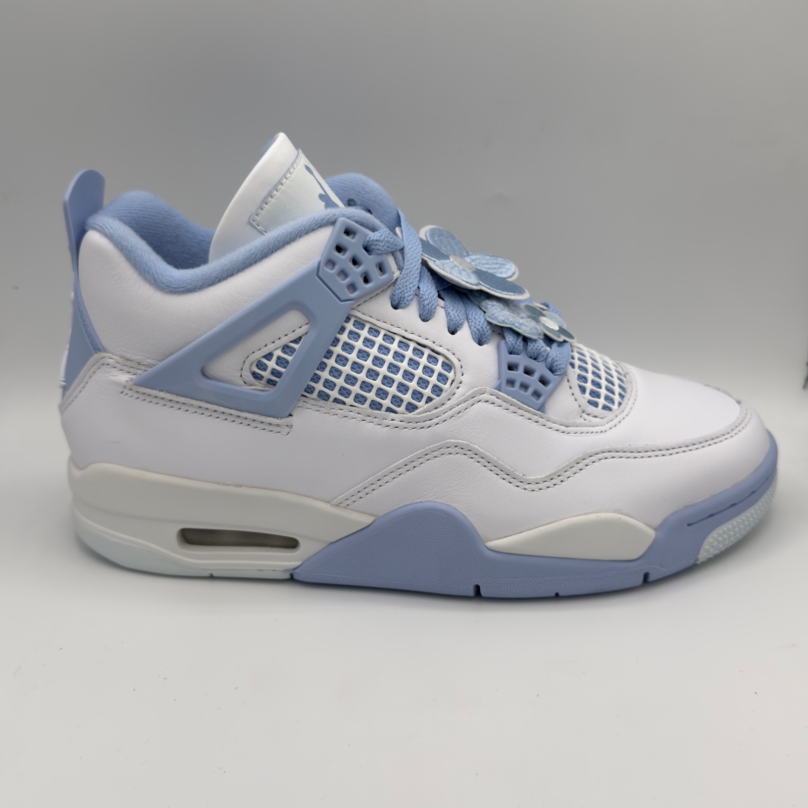 Jordan 4 Forget Me Not, photo 2 of 2