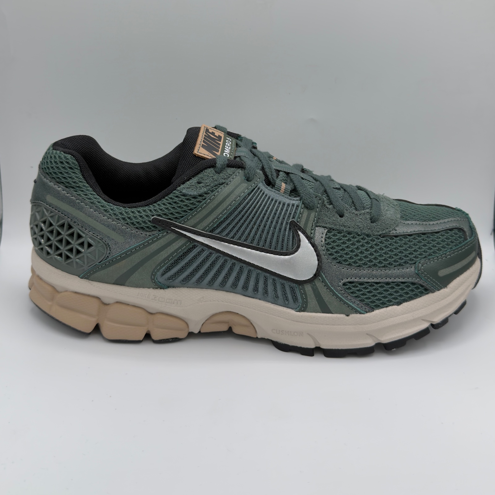 Nike Vomero 5 Vintage Green, photo 2 of 2